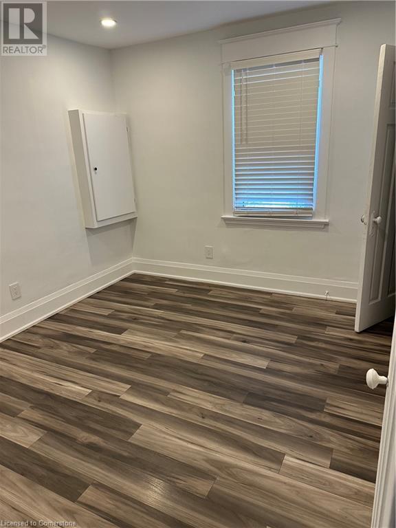 1090 Cannon Street E, Hamilton, Ontario  L8L 2J4 - Photo 8 - 40686638