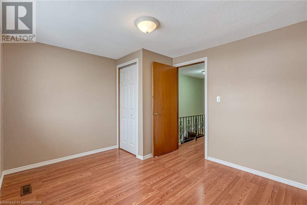 42 Westchester WayBrantford, Ontario  N3R 6W6 - Photo 19 - 40686518