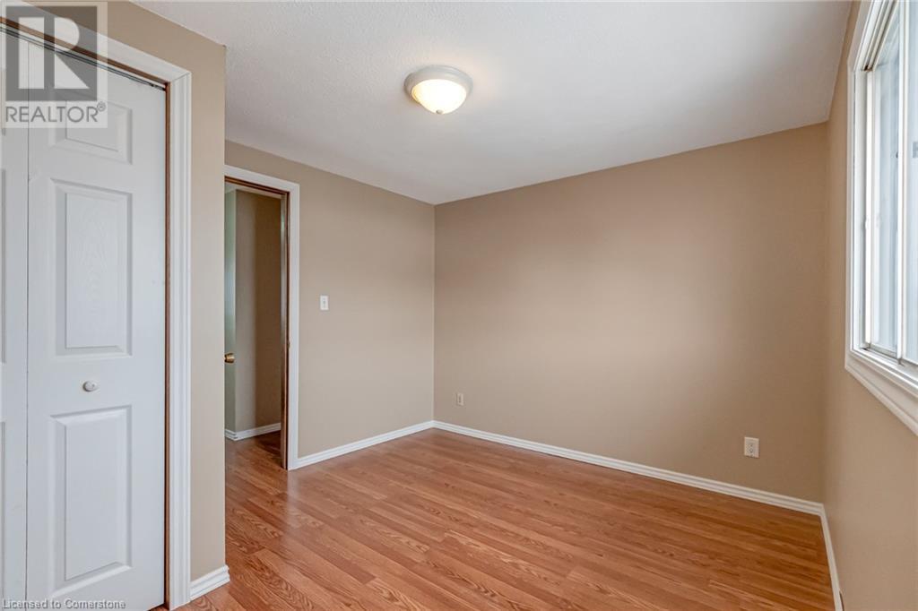 42 Westchester WayBrantford, Ontario  N3R 6W6 - Photo 20 - 40686518