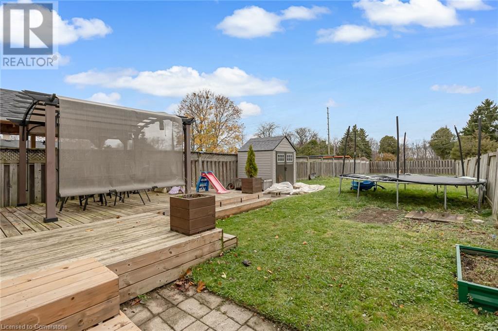 42 Westchester WayBrantford, Ontario  N3R 6W6 - Photo 27 - 40686518