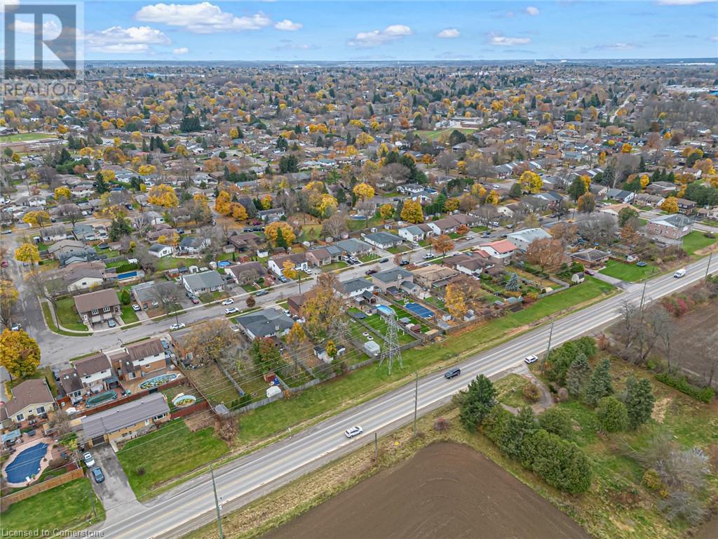 42 Westchester WayBrantford, Ontario  N3R 6W6 - Photo 32 - 40686518