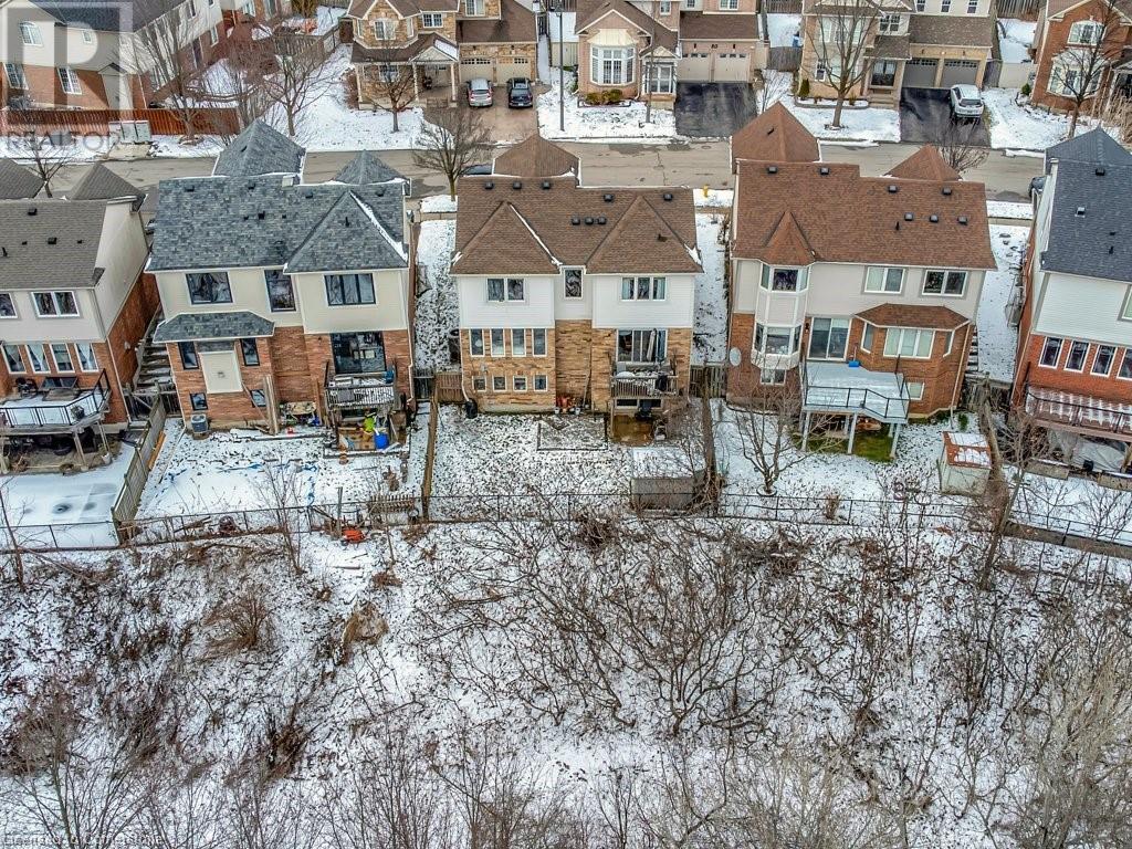 79 Glazebrook Crescent, Cambridge, Ontario  N2T 2H8 - Photo 3 - 40682622