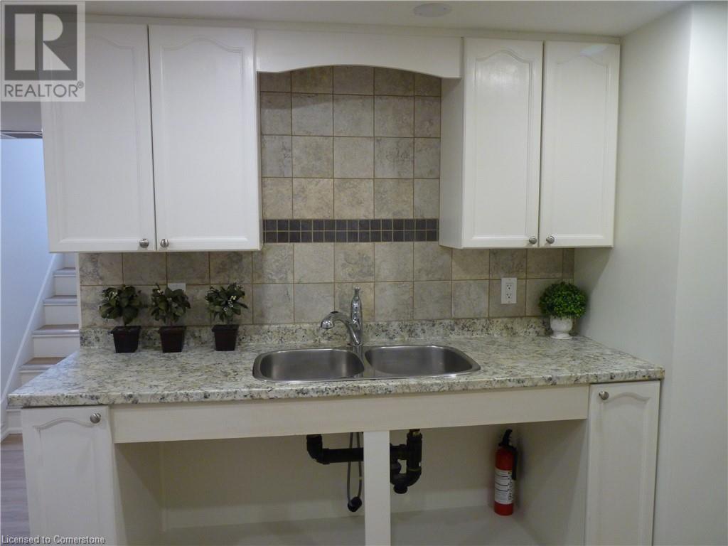 29 East 41st Street Unit# Lower, Hamilton, Ontario  L8T 2Z4 - Photo 4 - 40686320