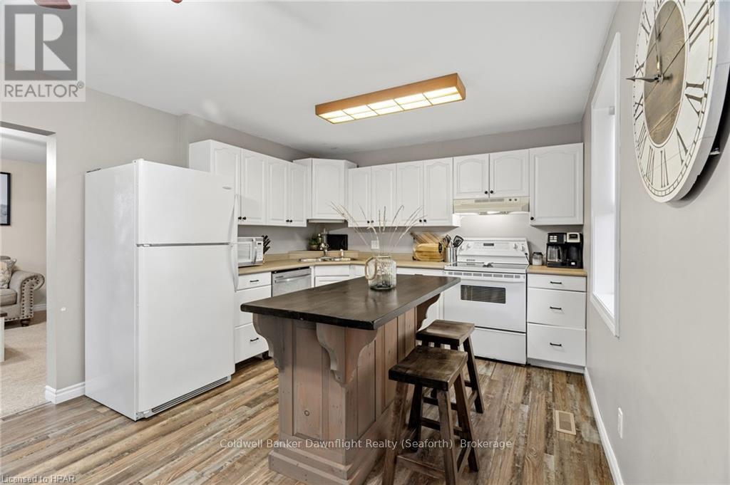 62 Main Street, Bluewater, Ontario  N0M 2T0 - Photo 19 - X11822895