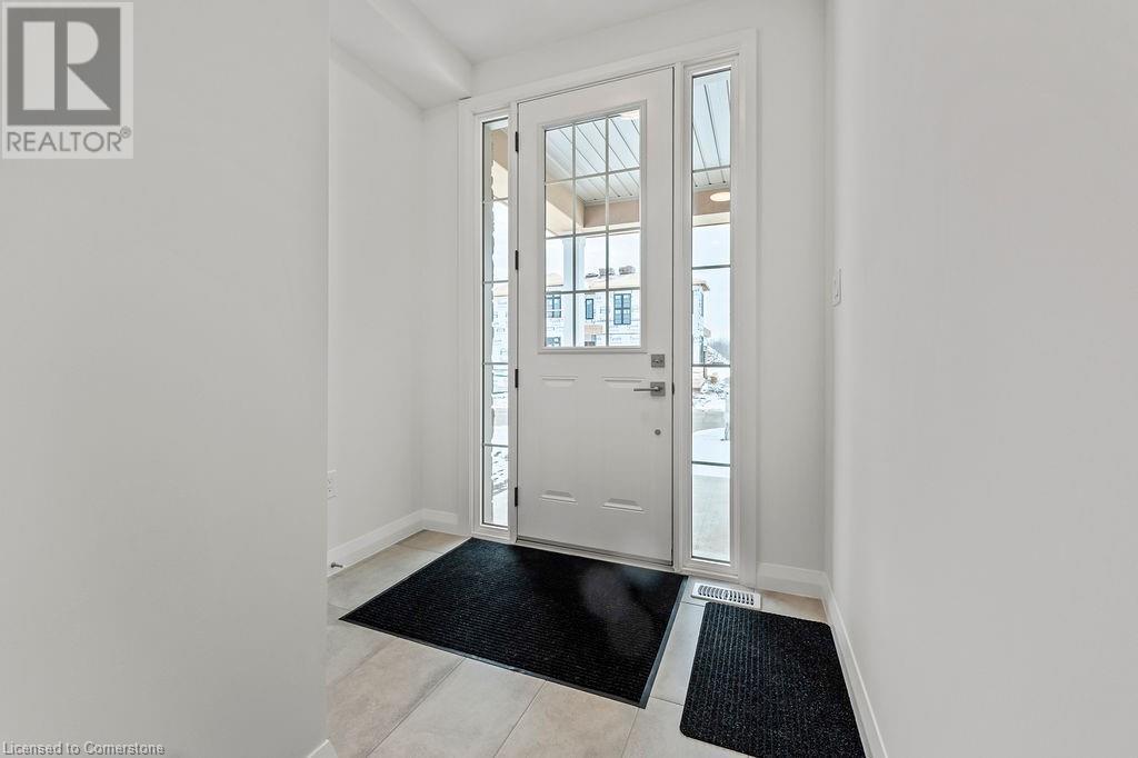 207 Alessio Drive, Hamilton, Ontario  L9B 0K4 - Photo 4 - 40686657