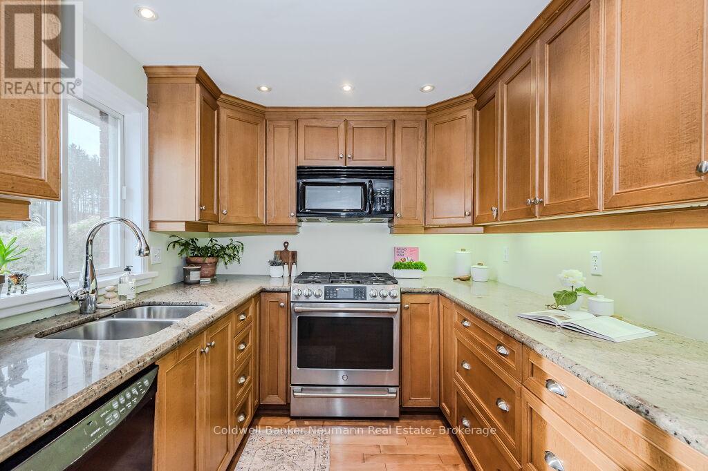 217 Elmira Road S, Guelph, Ontario  N1K 1R1 - Photo 10 - X11902283