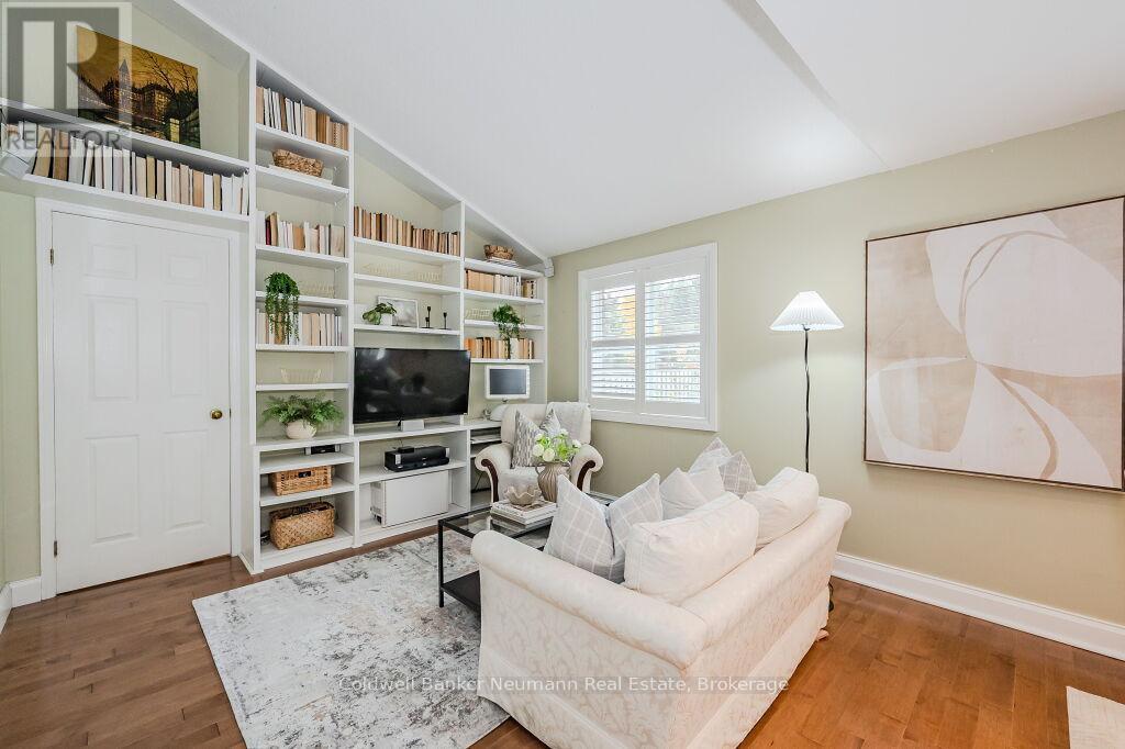 217 Elmira Road S, Guelph, Ontario  N1K 1R1 - Photo 2 - X11902283