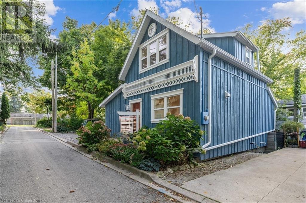 3 East Street, Grimsby, Ontario  L3M 2R1 - Photo 2 - 40683049