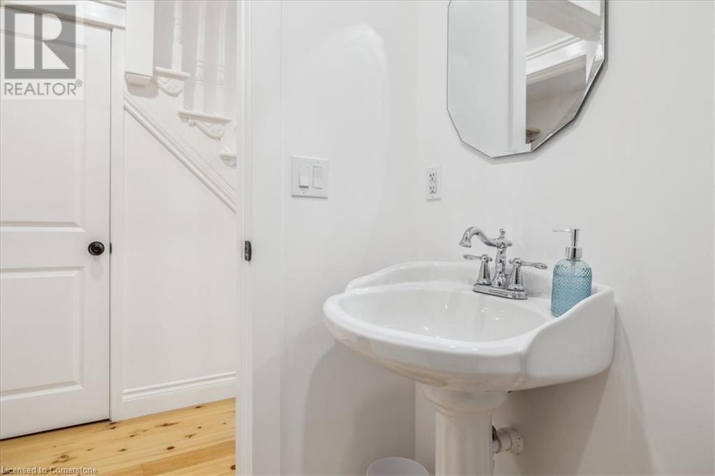 3 East Street, Grimsby, Ontario  L3M 2R1 - Photo 24 - 40683049