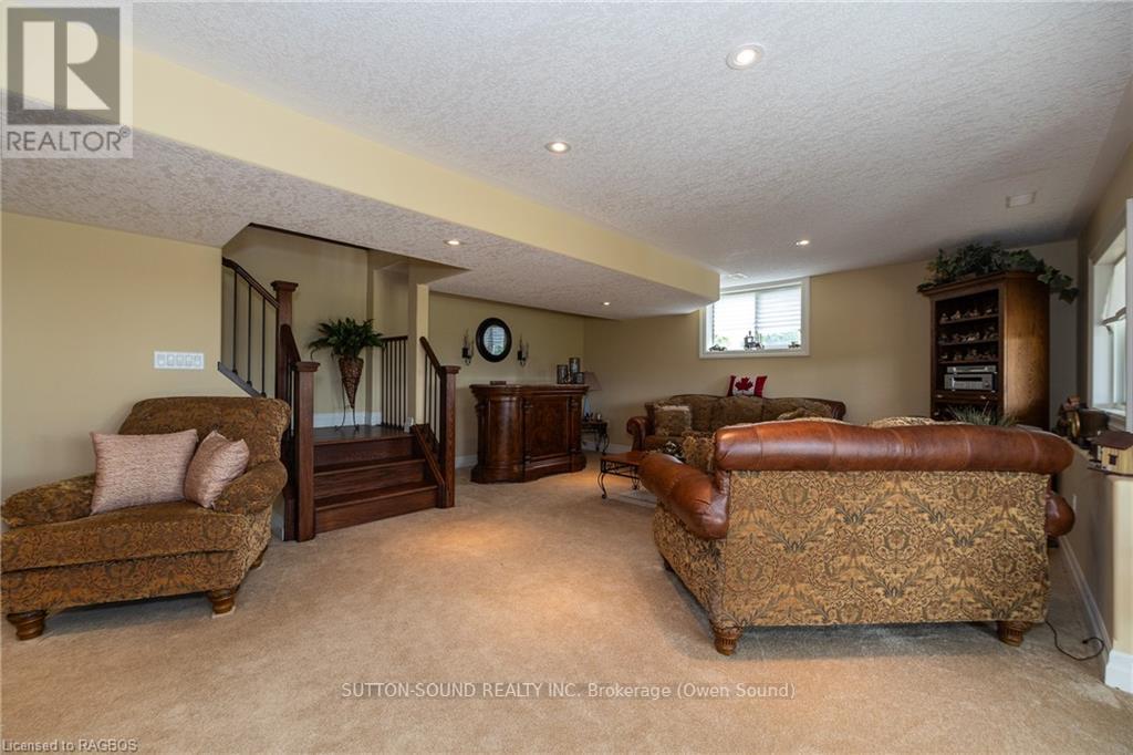 106 Neerhof Lane, Georgian Bluffs, Ontario  N4K 5N7 - Photo 26 - X10846437