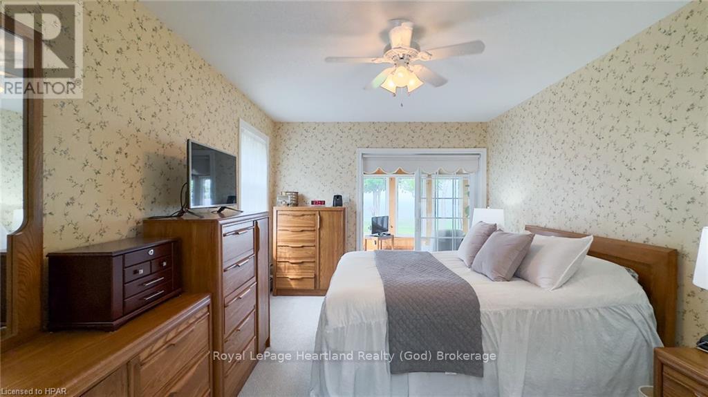 301 Bethune Crescent, Goderich, Ontario  N7A 4M6 - Photo 12 - X10780341