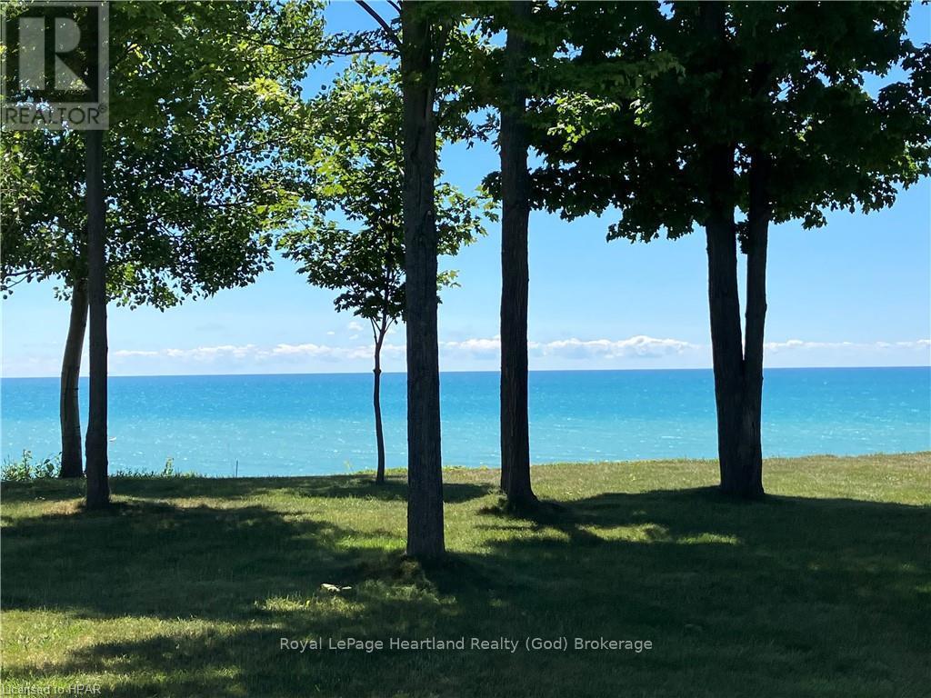 301 Bethune Crescent, Goderich, Ontario  N7A 4M6 - Photo 36 - X10780341