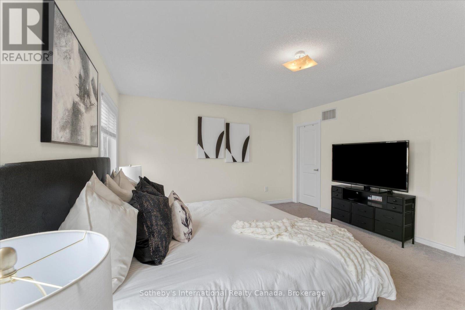 141 Allegra Drive, Wasaga Beach, Ontario  L9Z 0H6 - Photo 14 - S11902352