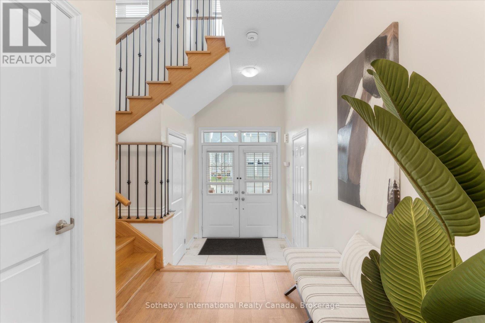 141 Allegra Drive, Wasaga Beach, Ontario  L9Z 0H6 - Photo 5 - S11902352