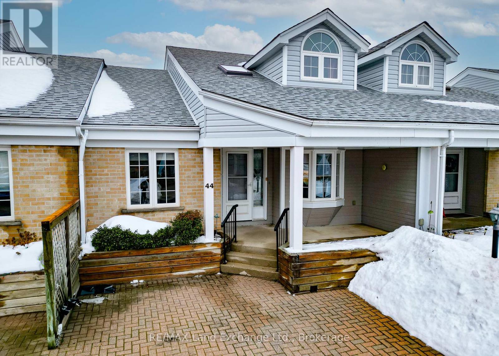 44 - 954 Arlington Street, Saugeen Shores, Ontario  N0H 2C4 - Photo 1 - X11902344