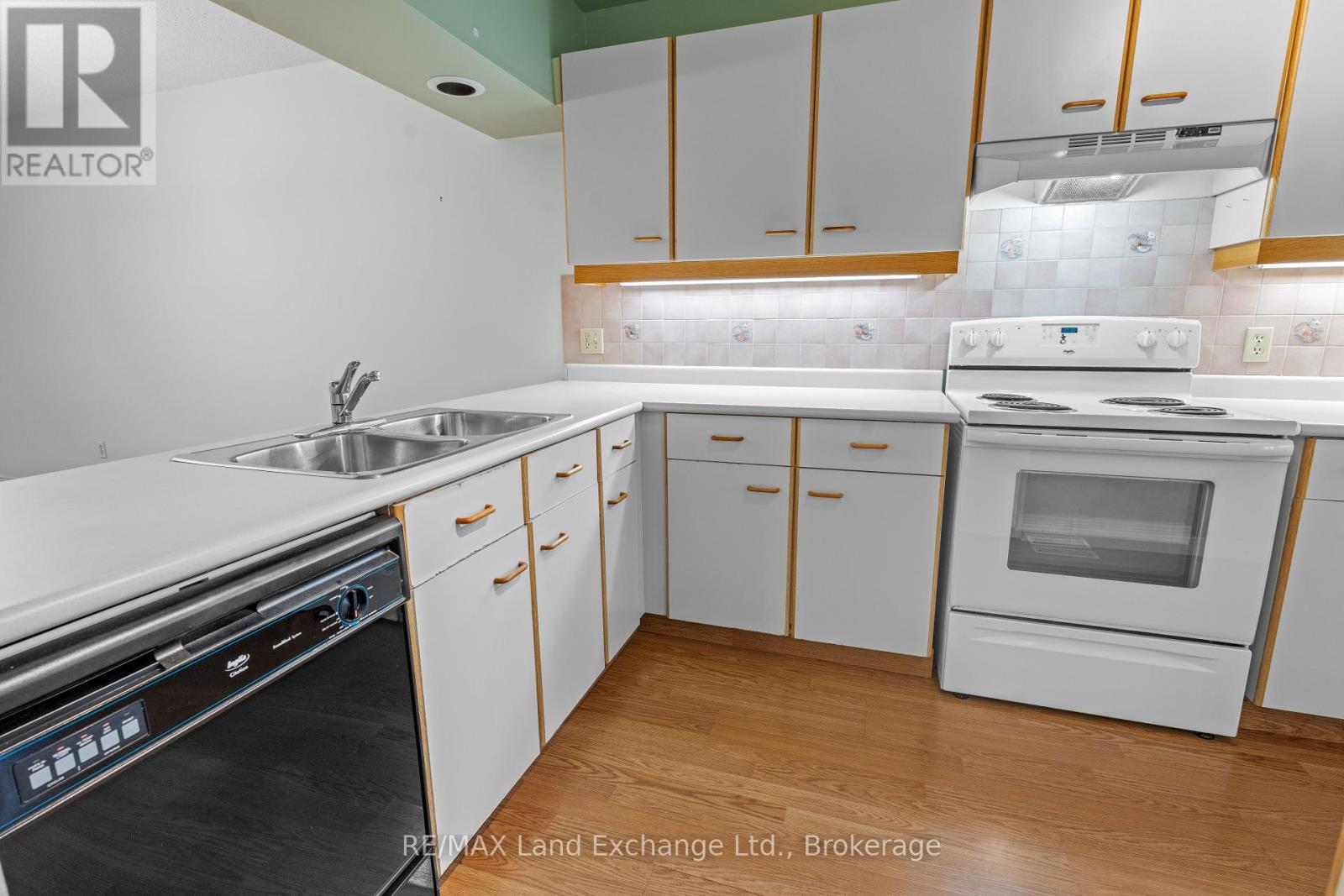 44 - 954 Arlington Street, Saugeen Shores, Ontario  N0H 2C4 - Photo 6 - X11902344