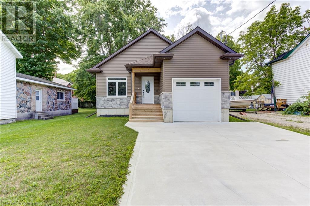 52 Queen St Street, Brussels, Ontario  N0G 1H0 - Photo 1 - 40684894