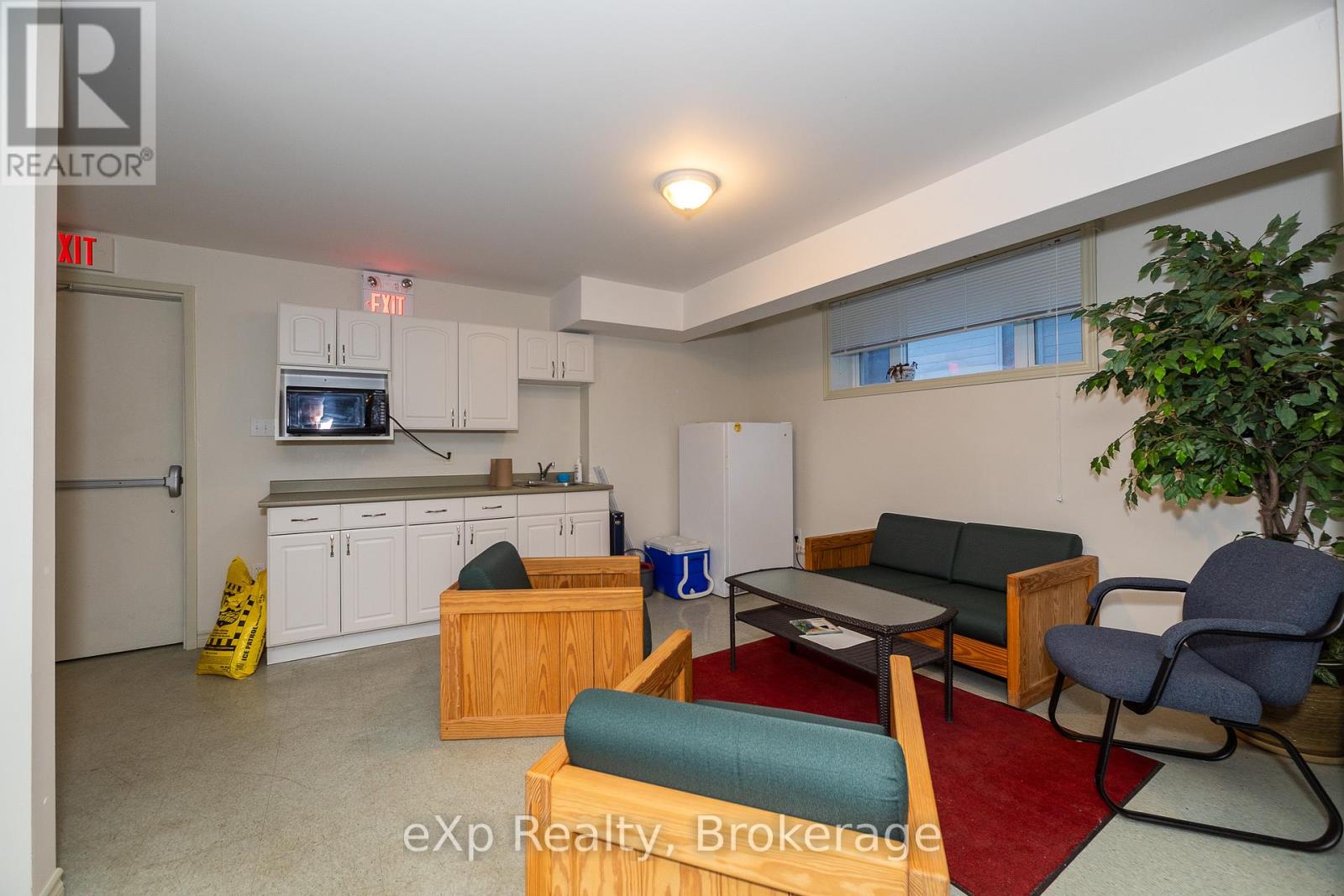 527 Berford Street, South Bruce Peninsula, Ontario  N0H 2T0 - Photo 26 - X11887836