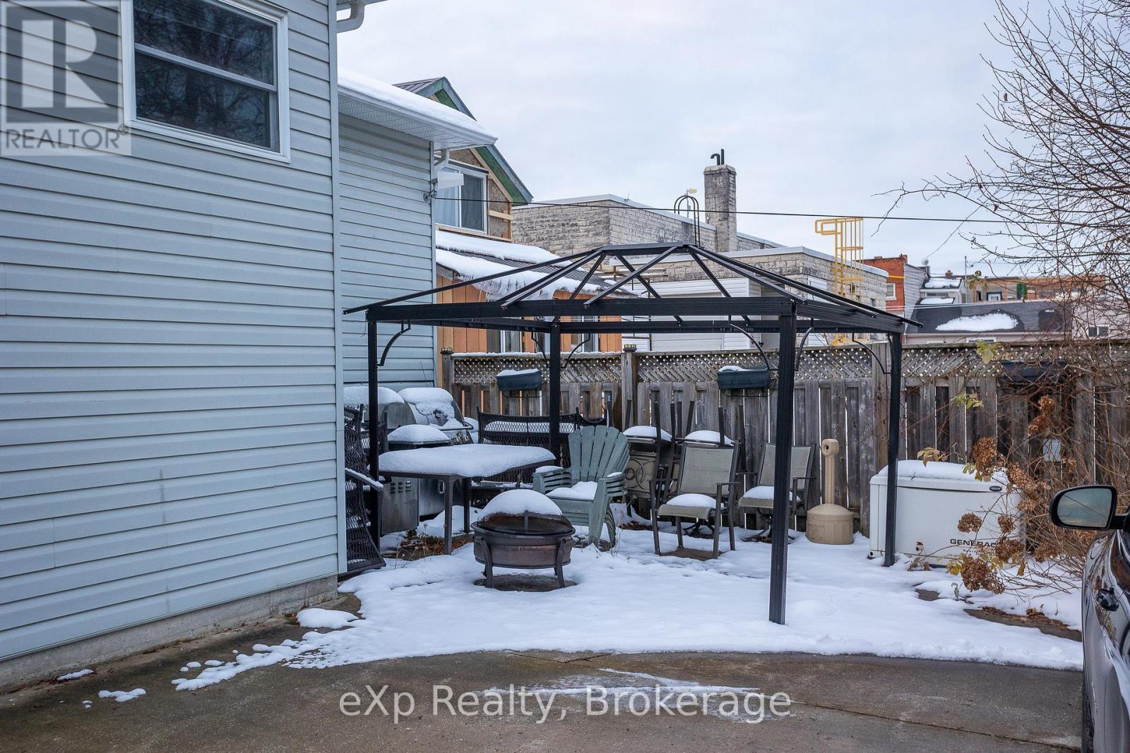 527 Berford Street, South Bruce Peninsula, Ontario  N0H 2T0 - Photo 36 - X11887836