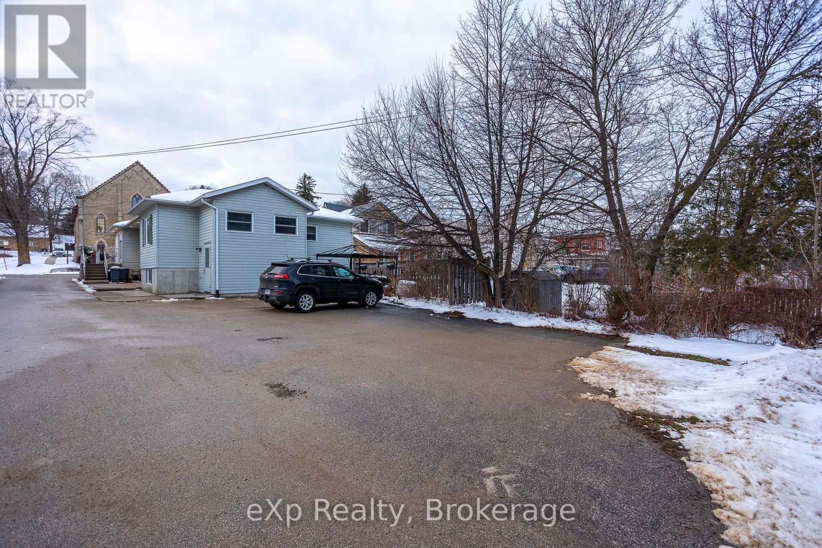 527 Berford Street, South Bruce Peninsula, Ontario  N0H 2T0 - Photo 39 - X11887836