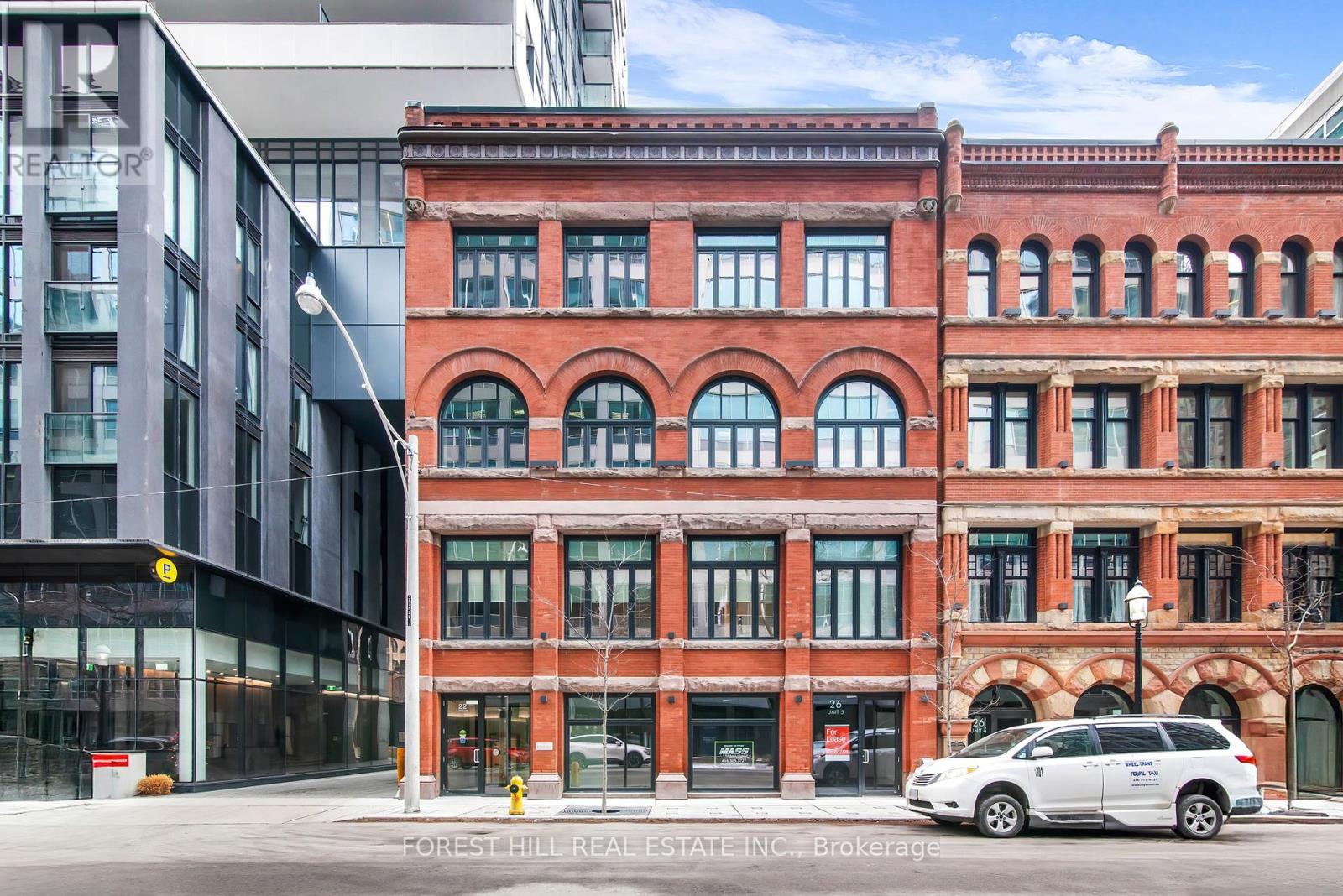 Property at 203 - 22 LOMBARD STREET image 1