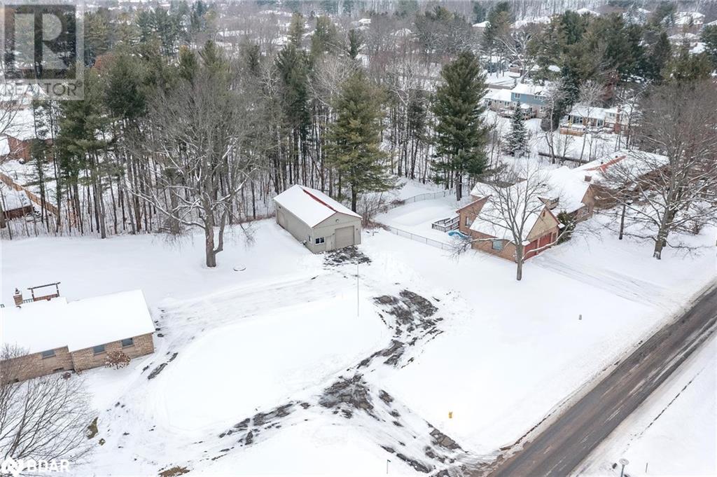 10 Noraline Avenue, Midhurst, Ontario  L0L 1X1 - Photo 1 - 40686525