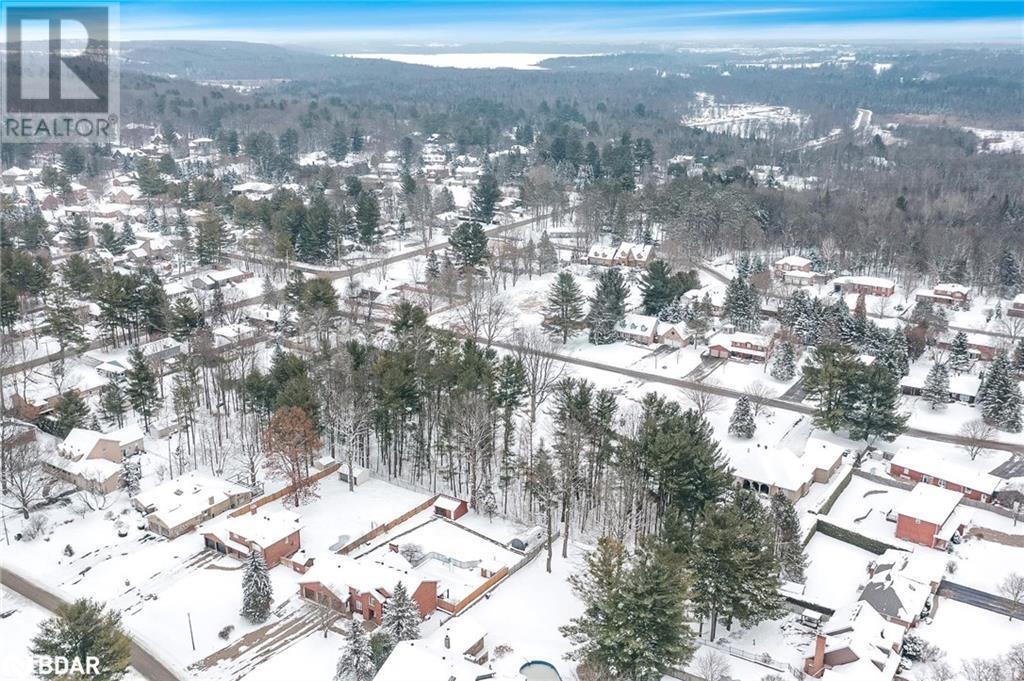 10 Noraline Avenue, Midhurst, Ontario  L0L 1X1 - Photo 12 - 40686525