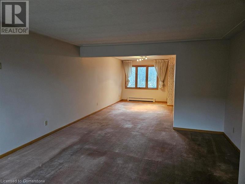 241 Hemlock Street, Waterloo, Ontario  N2L 3R4 - Photo 5 - 40684409