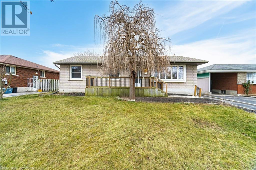 55 MORNING DEW Drive, Brantford, Ontario