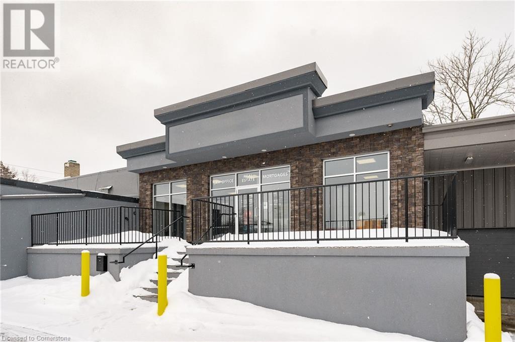 4 LIVINGSTON Avenue, Grimsby, Ontario