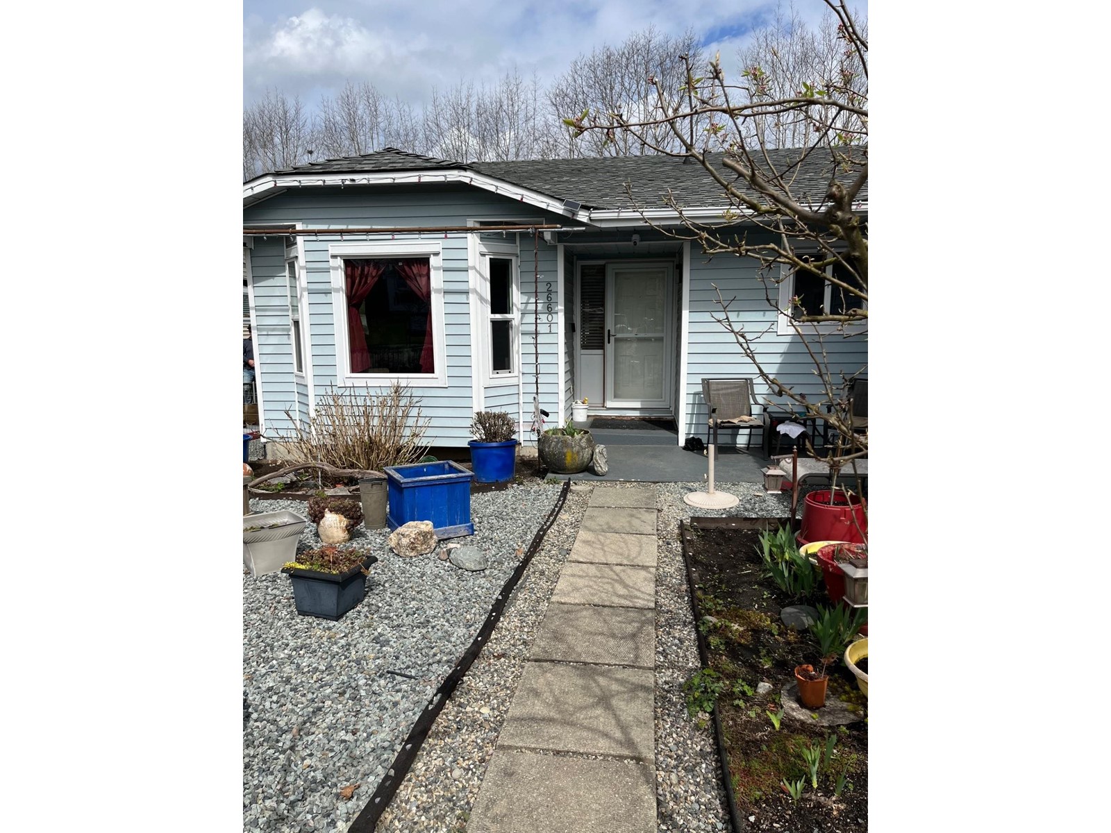 Property at 26601 30A AVENUE image 2