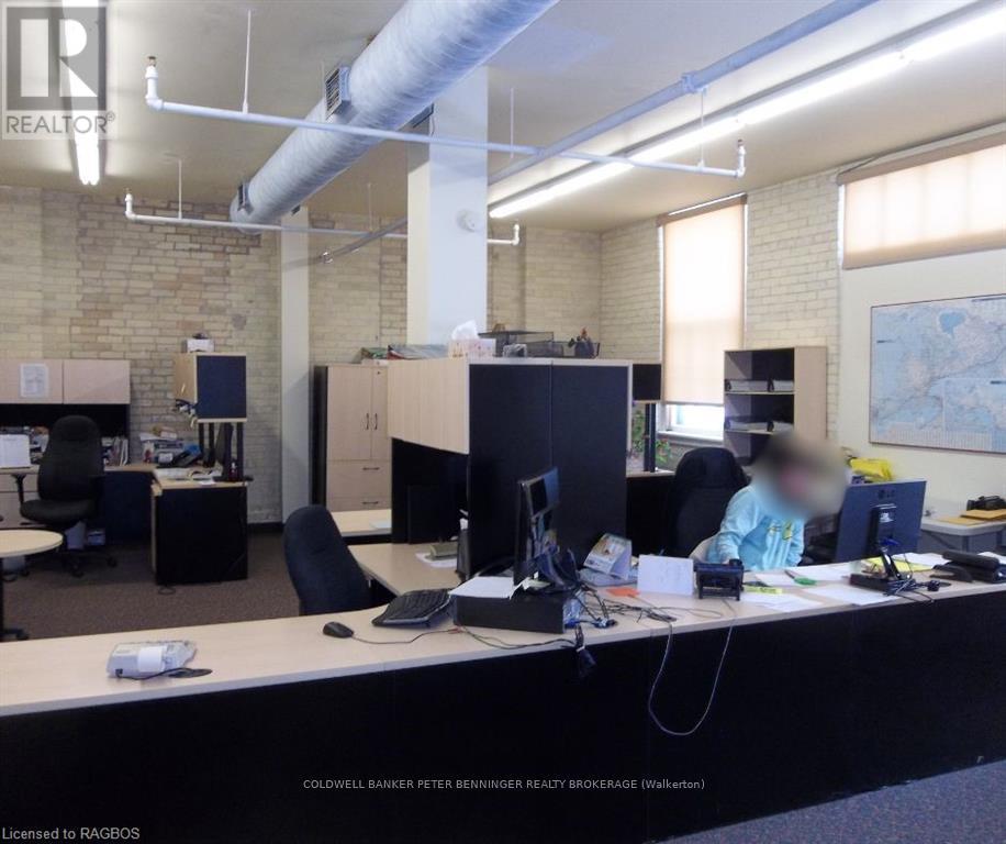 11 - 106 COLBORNE STREET N, Brockton, Ontario