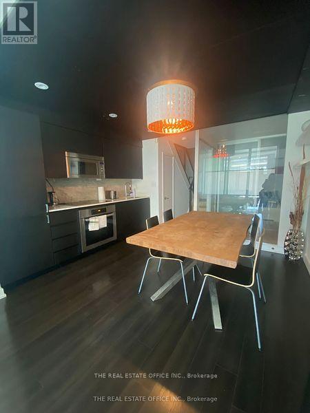 112 Fort York Boulevard, Toronto, Ontario  M5V 4A7 - Photo 5 - C11902548
