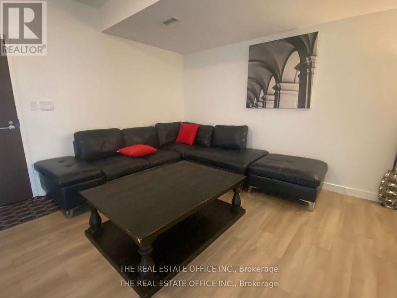 112 Fort York Boulevard, Toronto, Ontario  M5V 4A7 - Photo 9 - C11902548