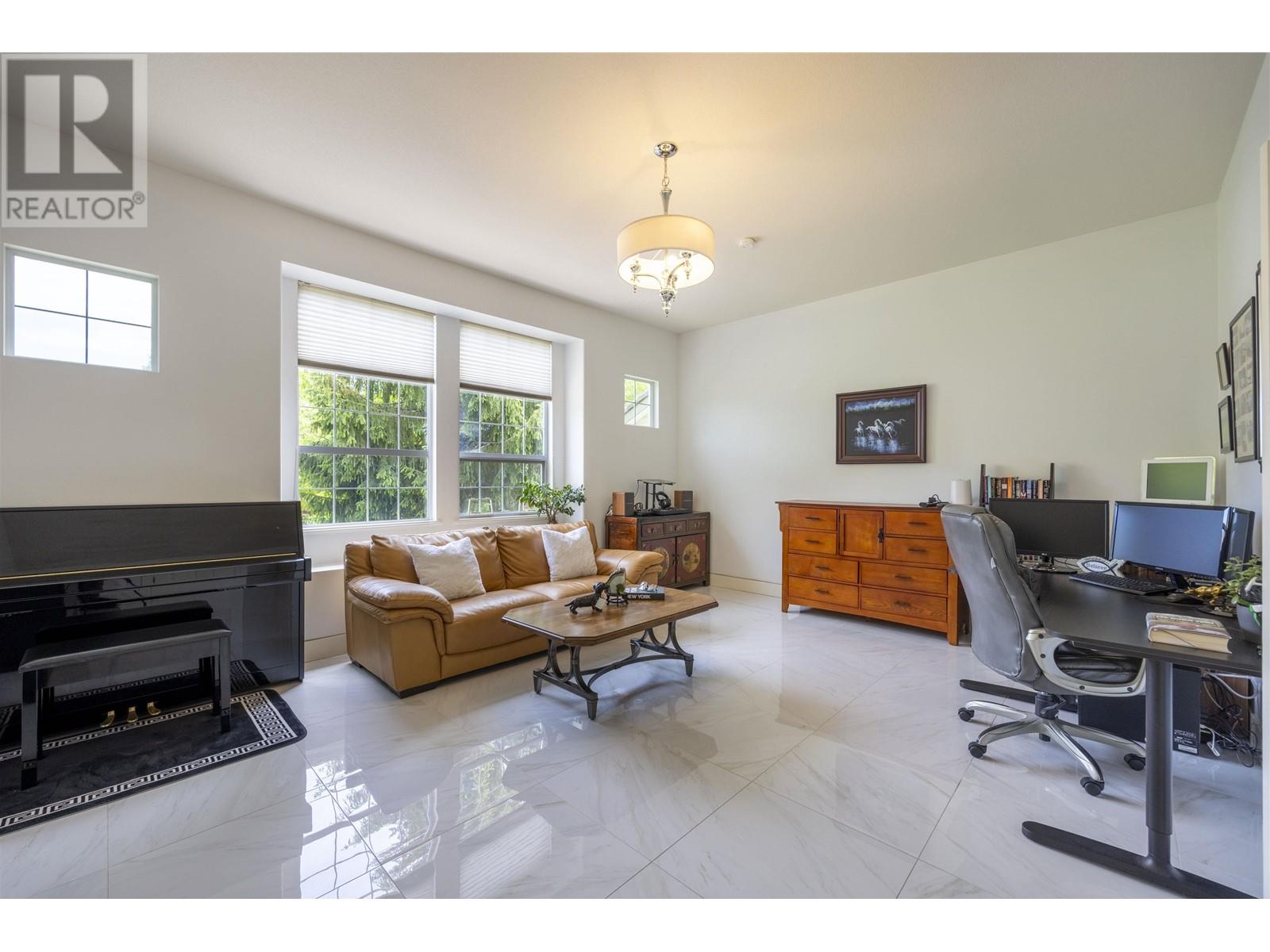 24 Balsam Place, Port Moody, British Columbia  V3H 5A6 - Photo 8 - R2926918
