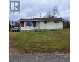 42 PARKWAY PL, TERRACE BAY, Ontario