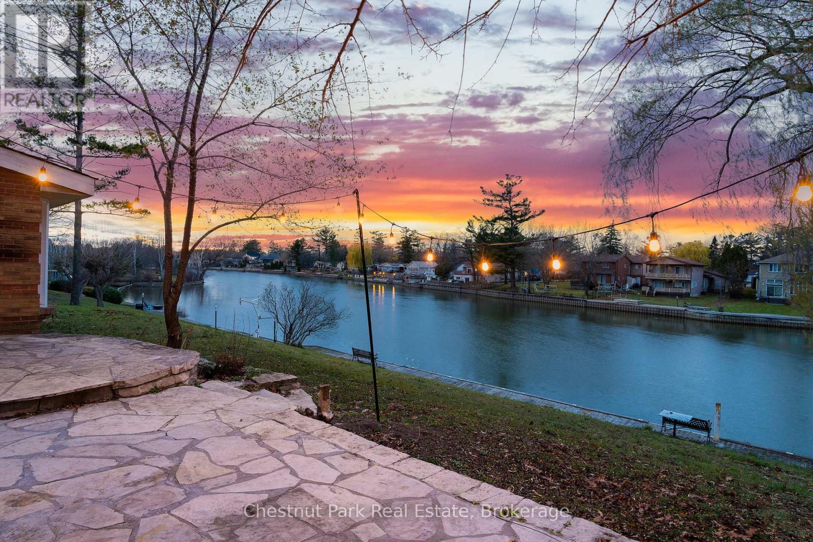 90 Edgewater Road, Wasaga Beach, Ontario  L9Z 2W3 - Photo 5 - S11882532