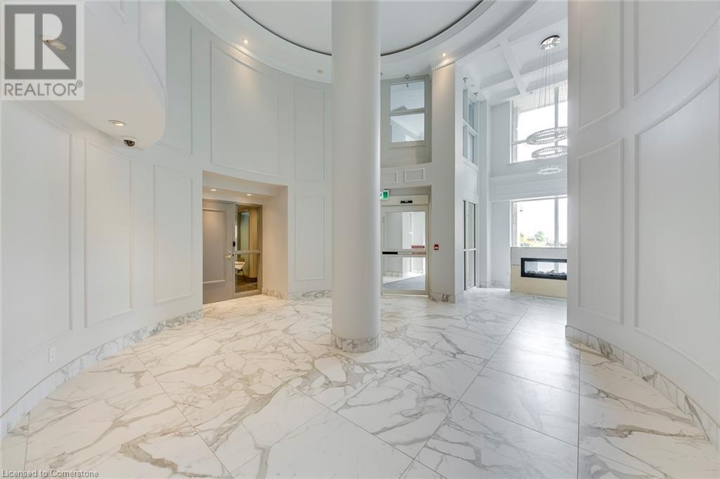 40 Old Mill Road Unit# 101, Oakville, Ontario  L6J 7W3 - Photo 3 - 40686766