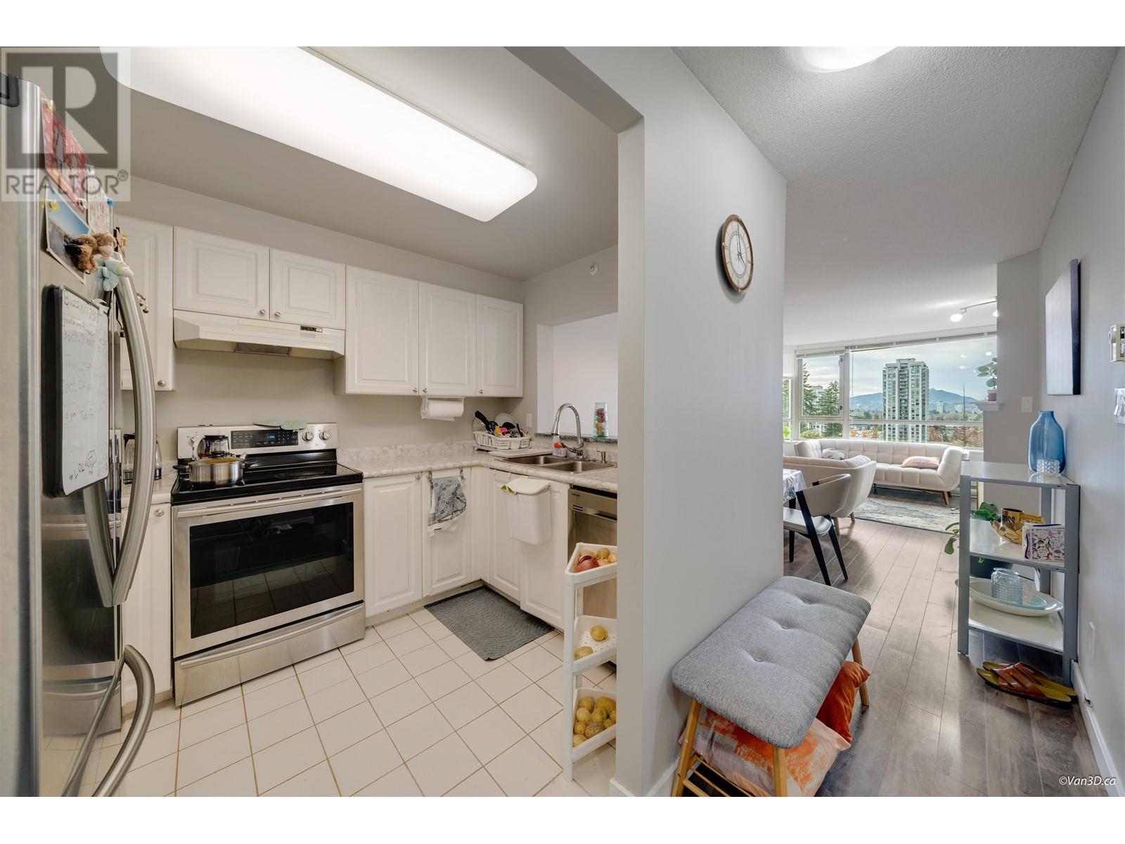 1202 3070 Guildford Way, Coquitlam, British Columbia V3B 7R8 - Photo 16 - R2949634