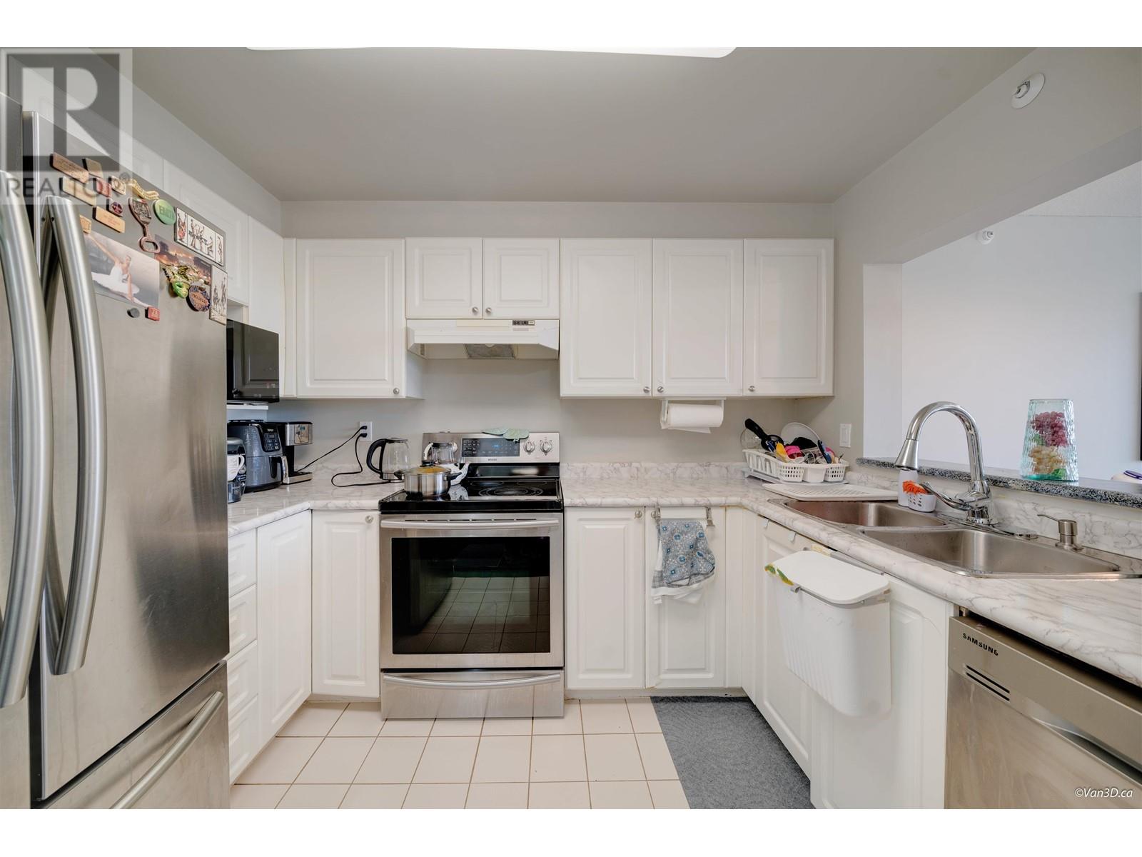 1202 3070 Guildford Way, Coquitlam, British Columbia V3B 7R8 - Photo 17 - R2949634