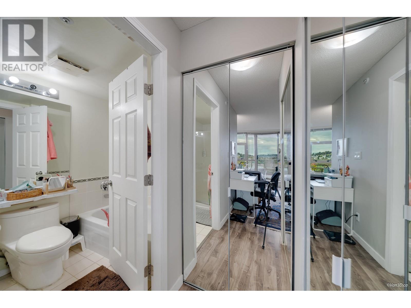 1202 3070 Guildford Way, Coquitlam, British Columbia V3B 7R8 - Photo 7 - R2949634