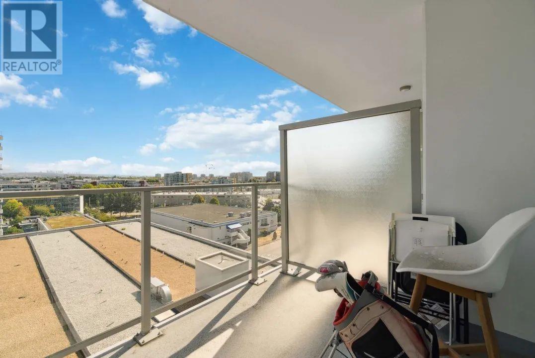 Listing Picture 14 of 25 : 1010 5508 HOLLYBRIDGE WAY, Richmond / 烈治文 - 魯藝地產 Yvonne Lu Group - MLS Medallion Club Member