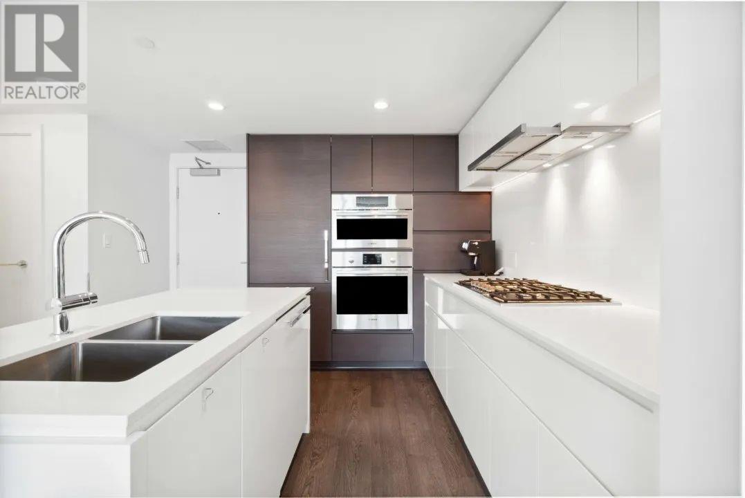 Listing Picture 6 of 25 : 1010 5508 HOLLYBRIDGE WAY, Richmond / 烈治文 - 魯藝地產 Yvonne Lu Group - MLS Medallion Club Member