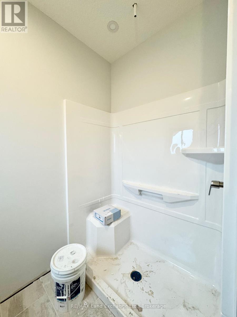 362 Ivings Drive, Saugeen Shores, Ontario  N0H 2C1 - Photo 5 - X11896904