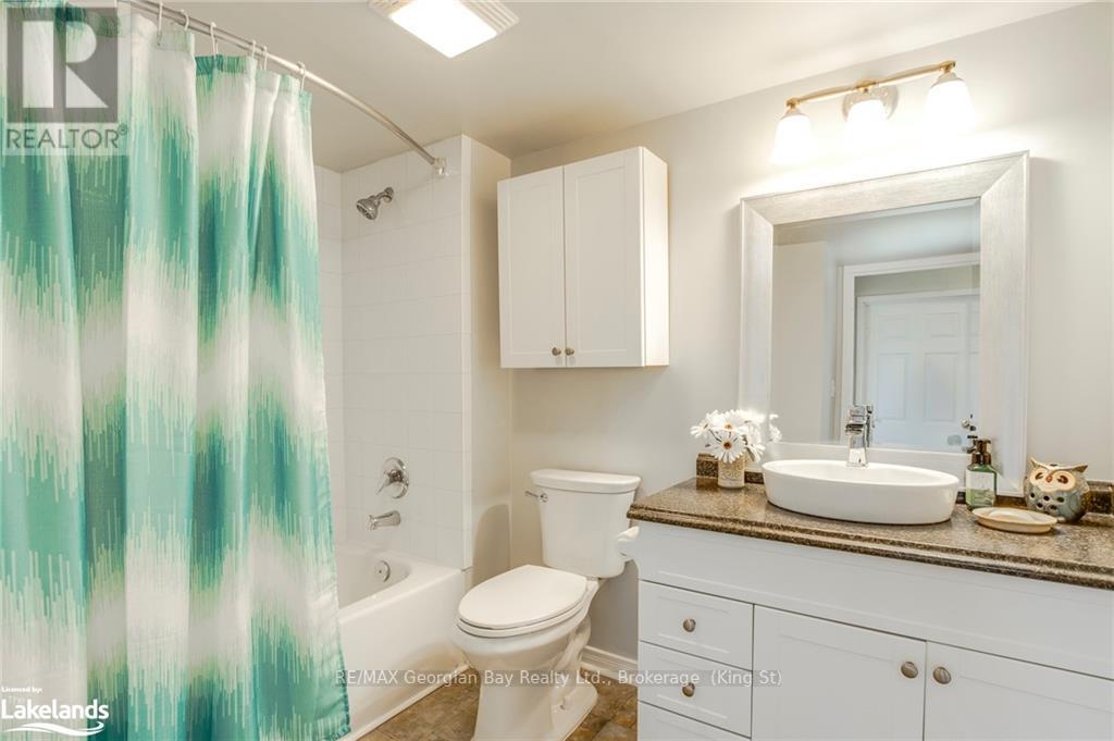 204 - 11 Beck Boulevard, Penetanguishene, Ontario  L9M 2G1 - Photo 11 - S10440167