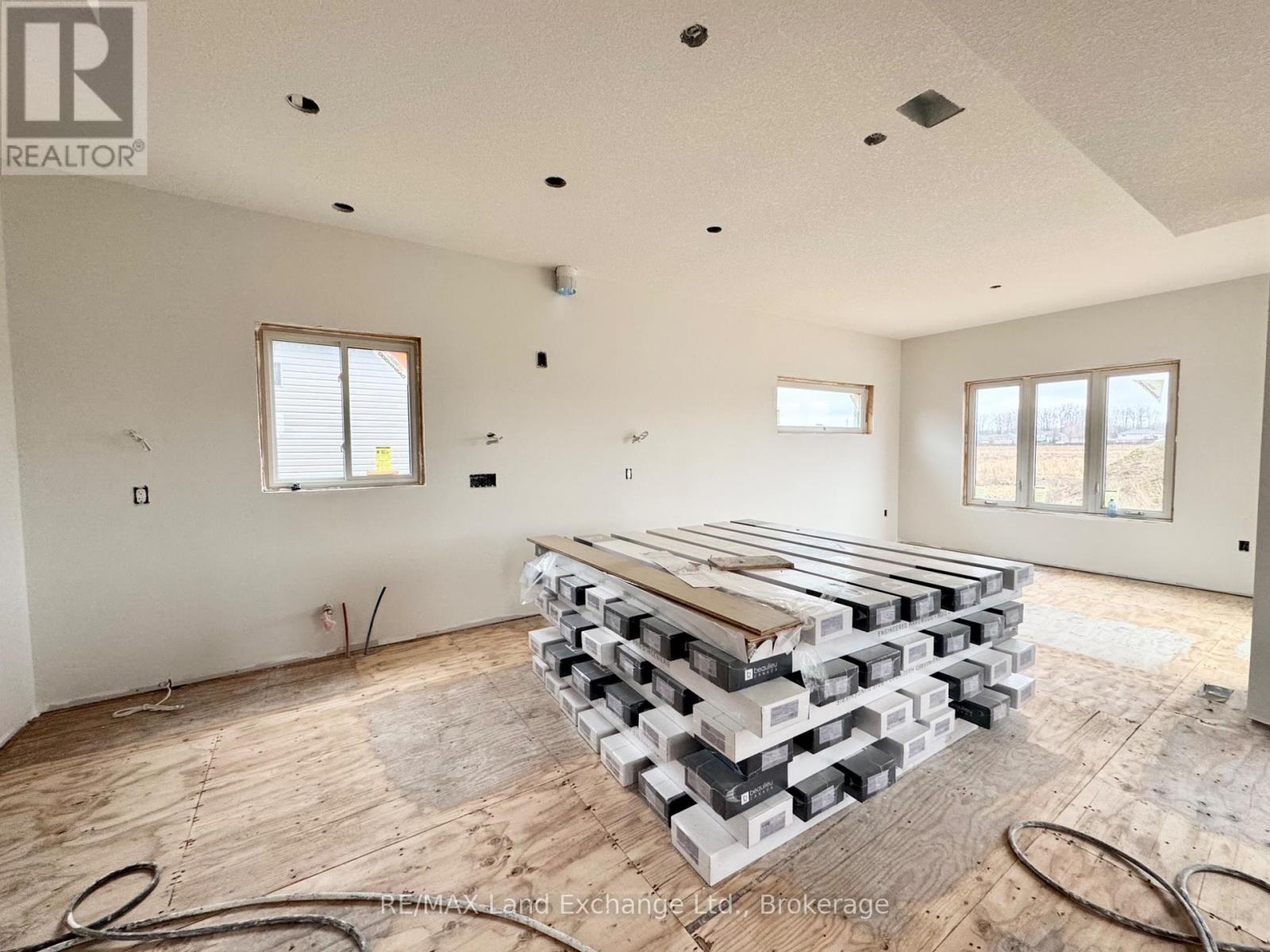 347 Ridge Street, Saugeen Shores, Ontario  N0H 2C3 - Photo 5 - X10846073