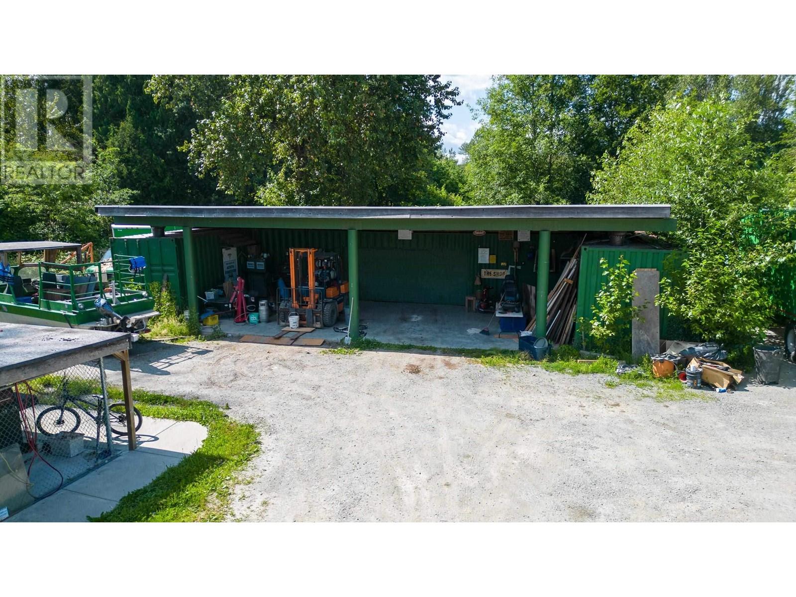 23519 Lougheed Highway, Maple Ridge, British Columbia  V2W 1B8 - Photo 12 - R2951678