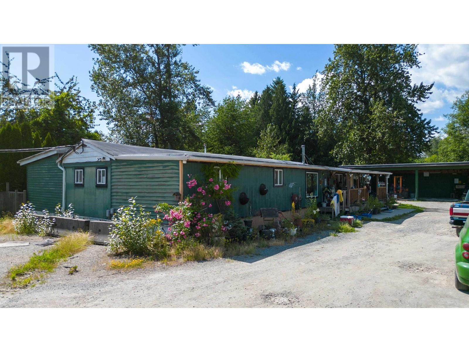 23519 Lougheed Highway, Maple Ridge, British Columbia  V2W 1B8 - Photo 6 - R2951678