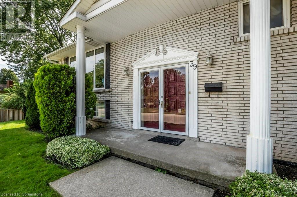 39 San Francisco Avenue, Hamilton, Ontario  L9C 5N8 - Photo 6 - 40678270