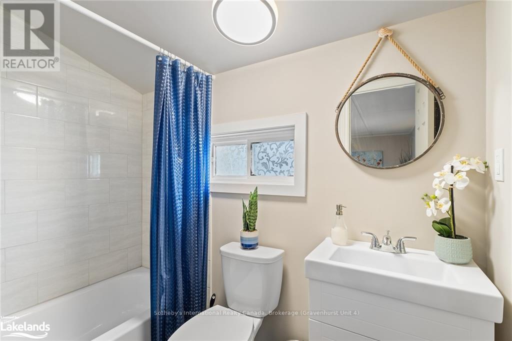 1658 Peninsula Point Road, Severn, Ontario  P0E 1N0 - Photo 15 - S10439903